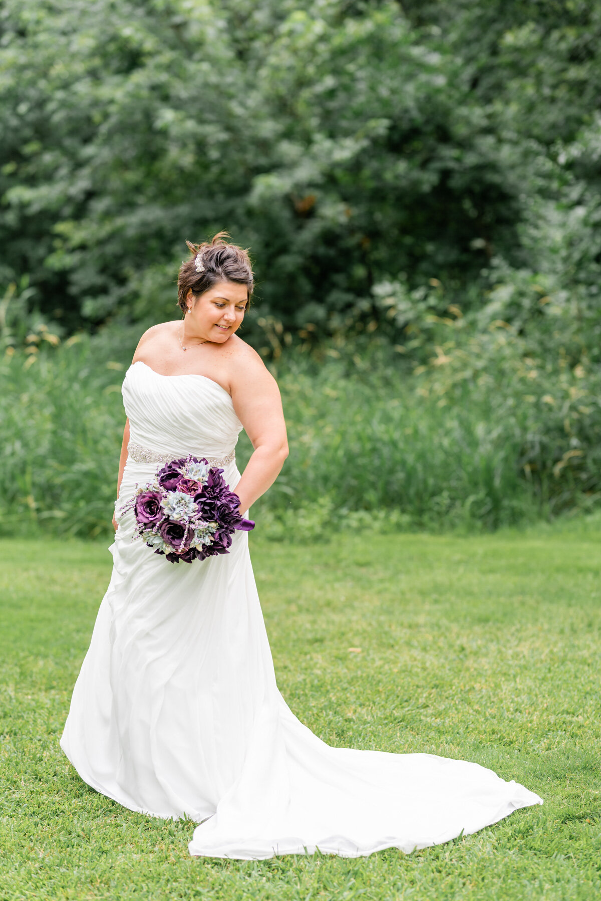 Summer Fargo Wedding Photography in Lindenwood Park | Chelsea Joy Photography
