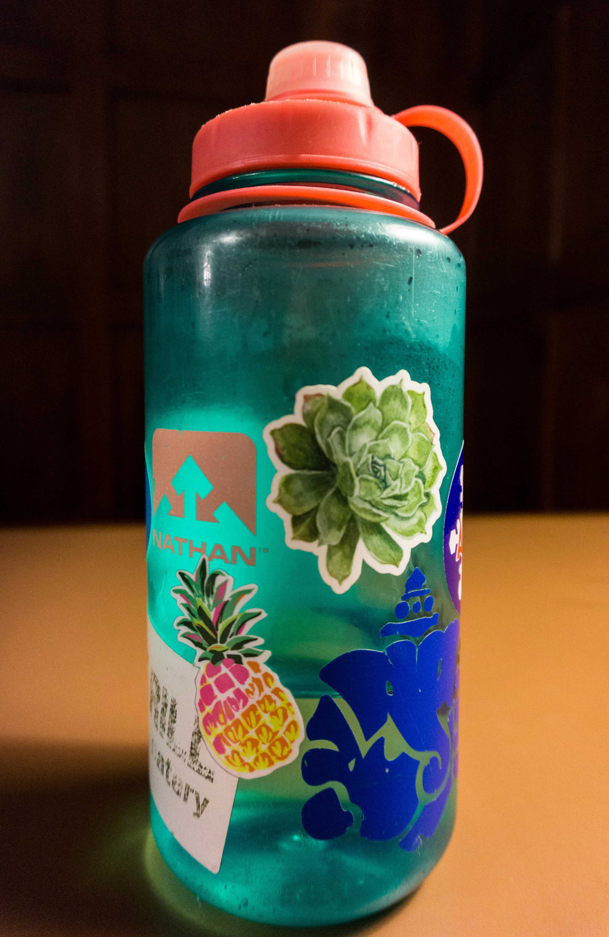 good water bottles to put stickers on