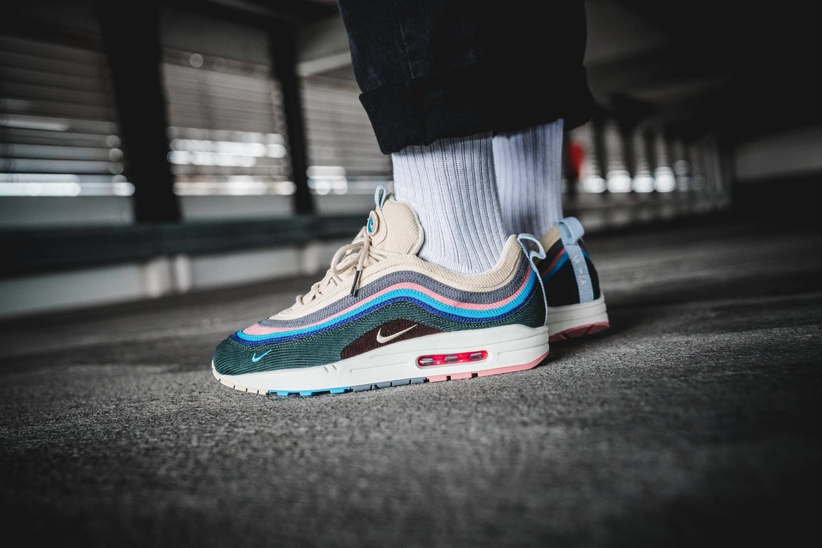 AM 1.jpg