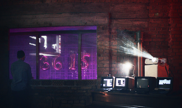 Projecteur-2-CROP-600.gif