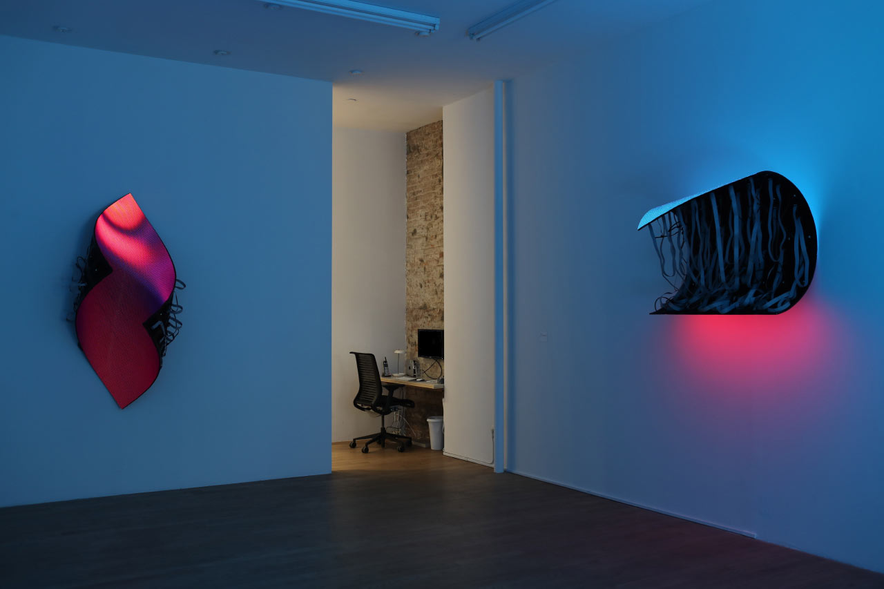 daniel_canogar_bitforms_07.jpg