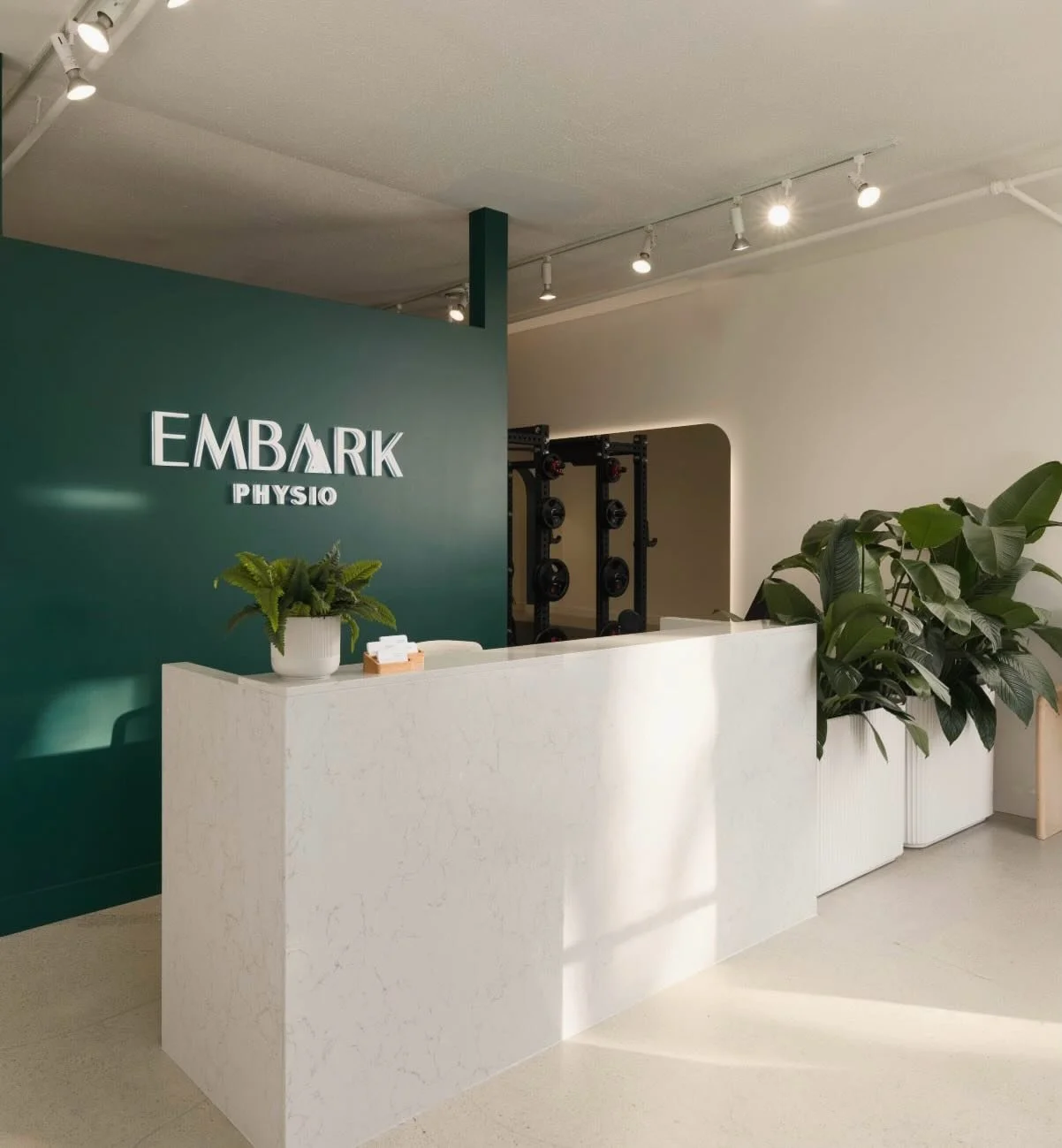 We&rsquo;re excited to share our latest commercial project in Vancouver, Embark Physio, a thoughtfully designed clinic tailored for movement, recovery, and comfort.
For this tenant improvement renovation, we collaborated with @goldconconstruction to 
