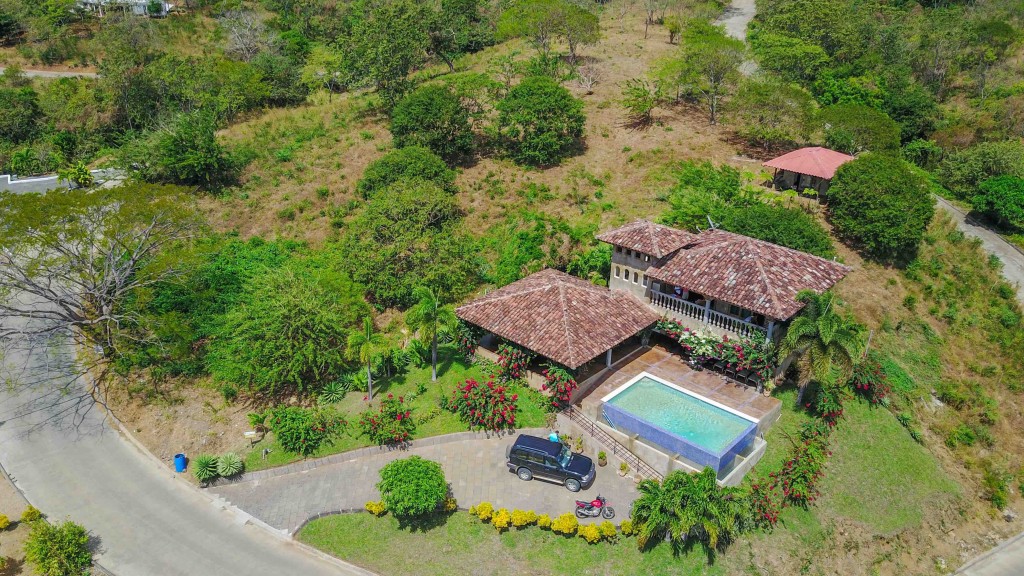 Real estate in San Juan Del Sur, 3 bedroom Colonial Syle 2.jpg