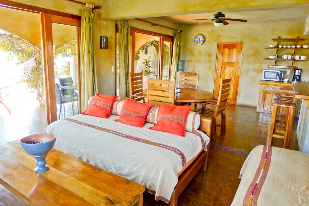 Real estate in San Juan Del Sur, 3 bedroom Colonial Syle 18.jpg