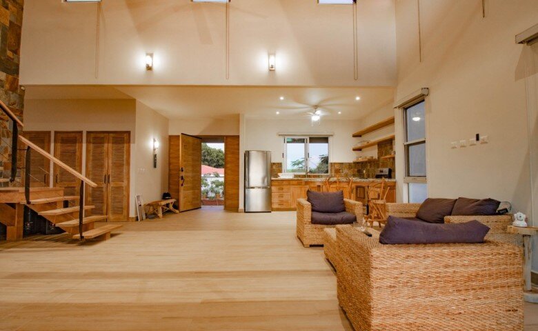 25+ Stunning Beach Apartment Design Ideas for a Serene Coastal Vibe - High End Off Grid Beachfront Apartments