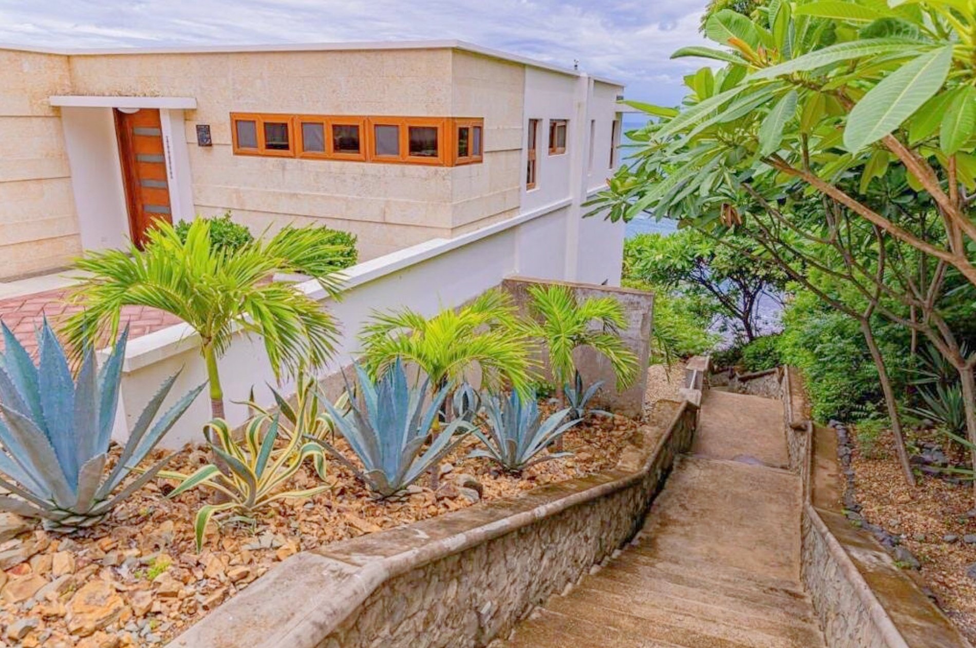 Oceanfront Home For Sale San Juan Del Sur Pacific Marlin 11.jpg