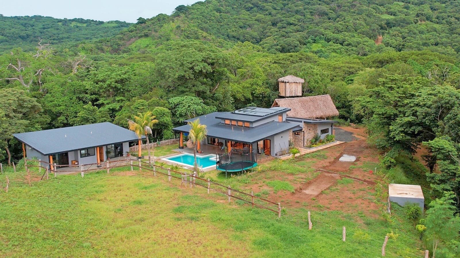 House-on-Land-in-Big-Sky-Ranch1-Invest-Nicaragua_-San-Juan-Del-Su_-Tola-1600x900.jpg