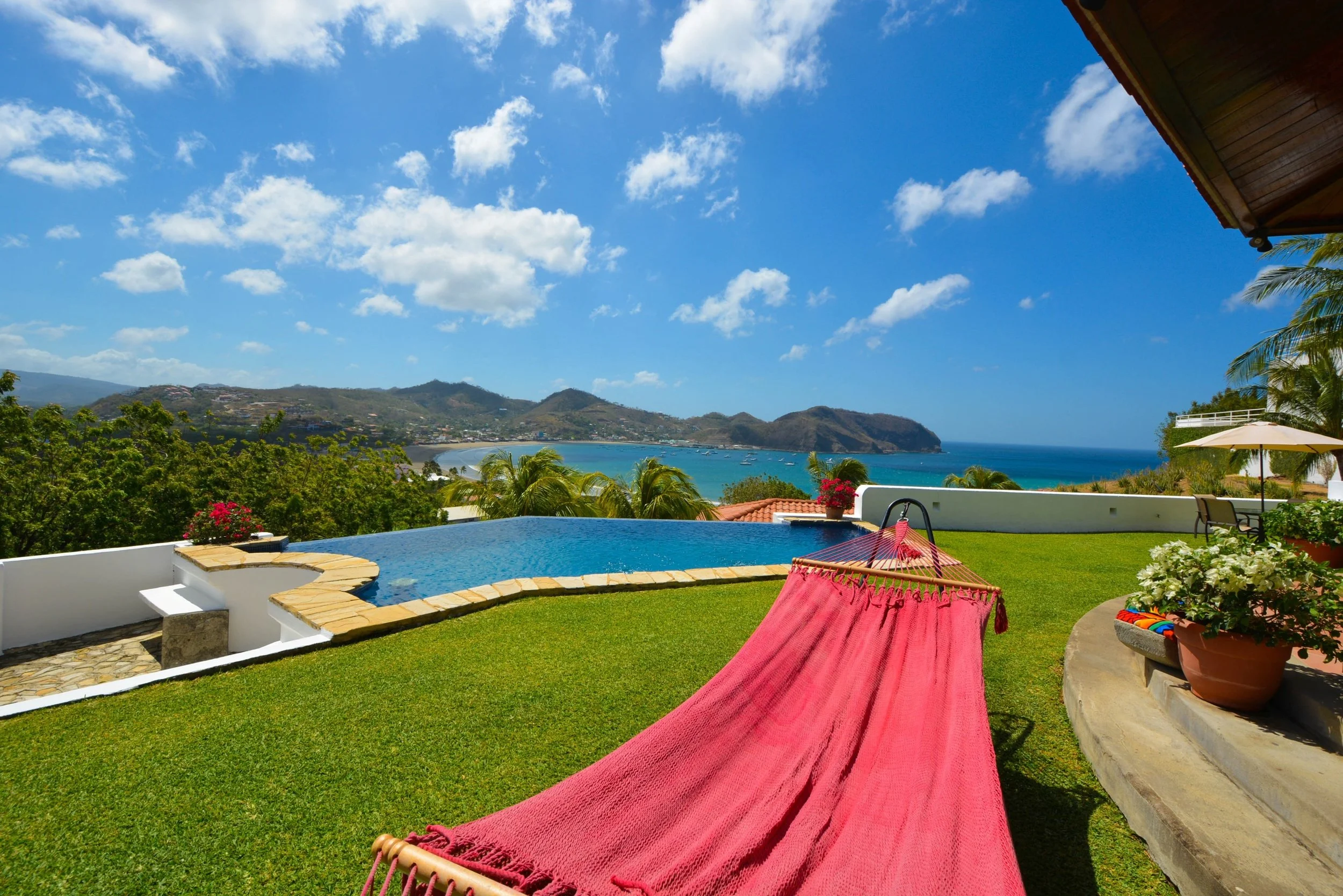 Pacific-marlin-san-juan-del-sur-Nicaragua-luxury-home-ocean-view-hammock.jpg
