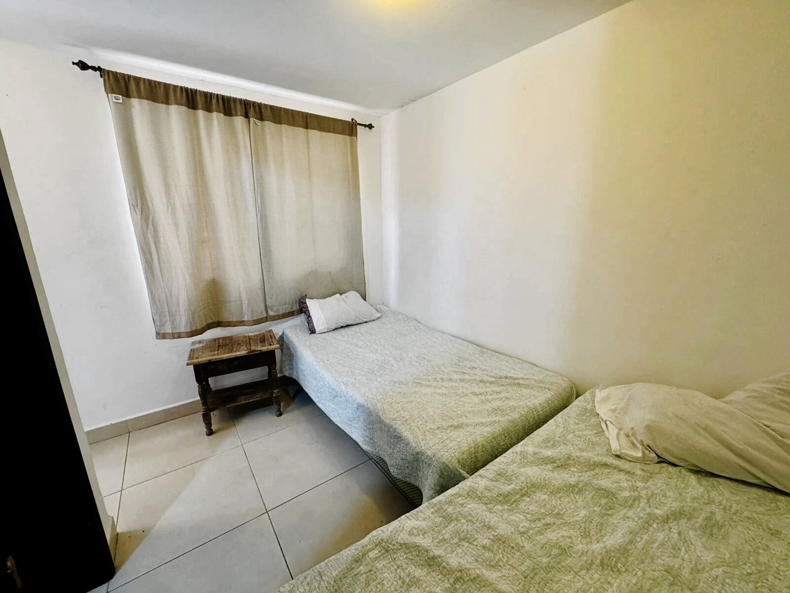 4-bedroom-villa-with-pool-in-colinas-de-miramar-14-1600x1200.jpg.jpg