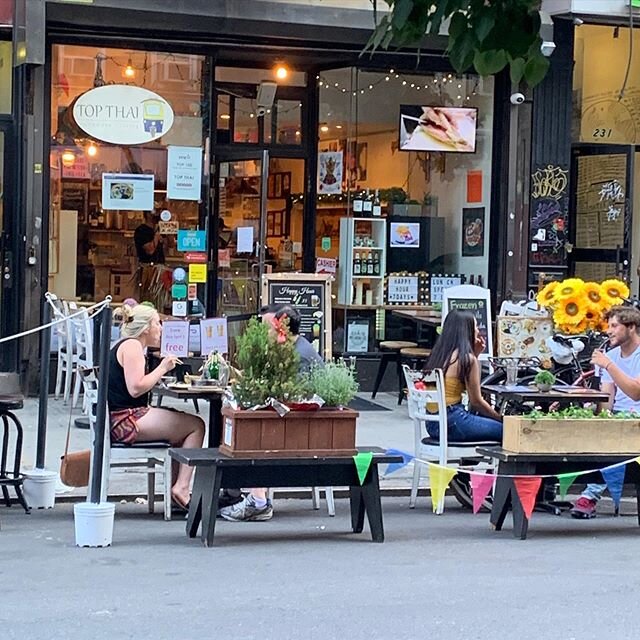 Outdoor seating now @topthai_greenwich .

Thank you for all the support @topthai_greenwich 
@topthai_greenwich 
Save your water and drink and cheers with us @topthai_greenwich 
Welcome to join us 
Top Thai Greenwich now is available for pick up, take