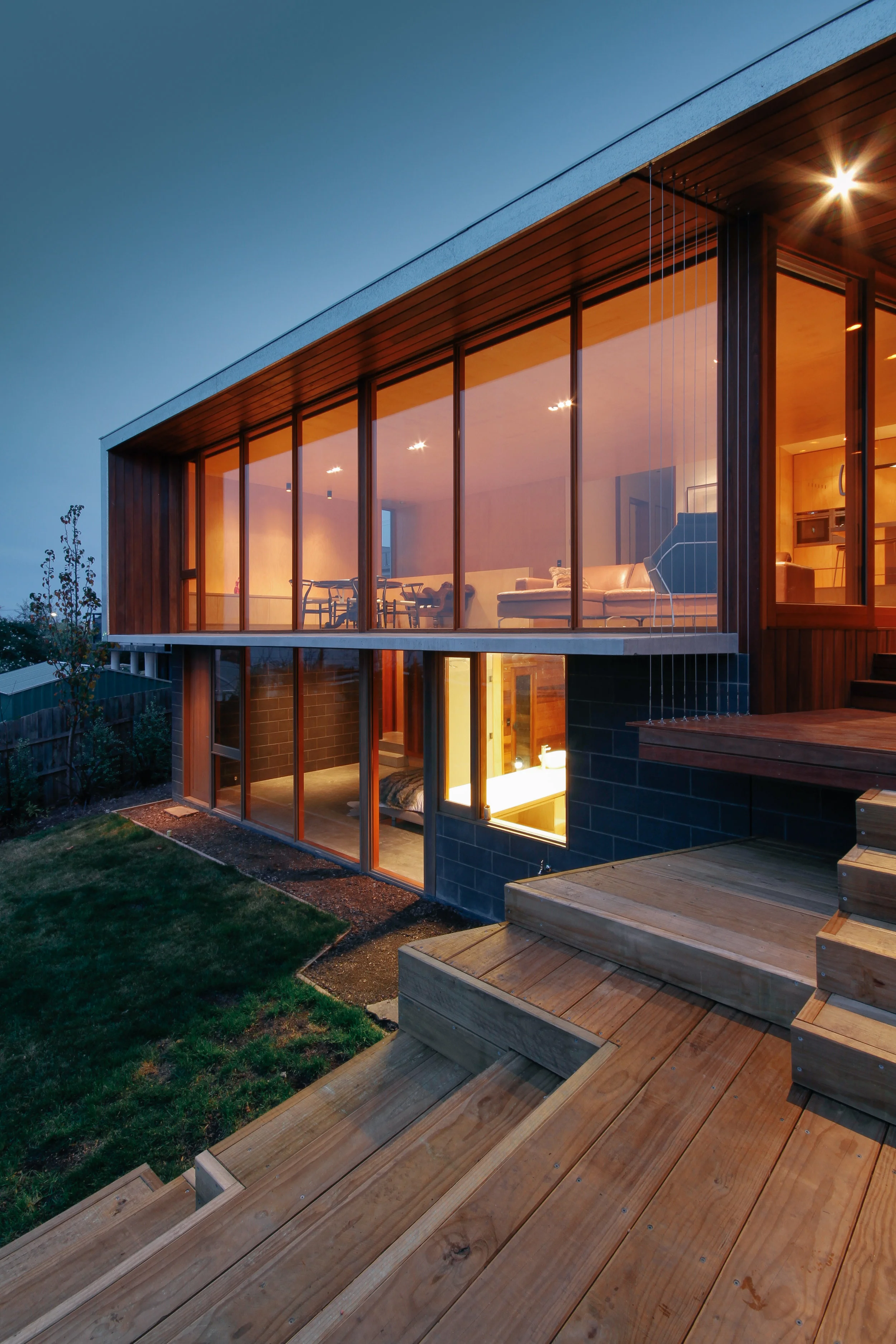 ©JDavis- 555 Churchill Ave -6-2.jpg