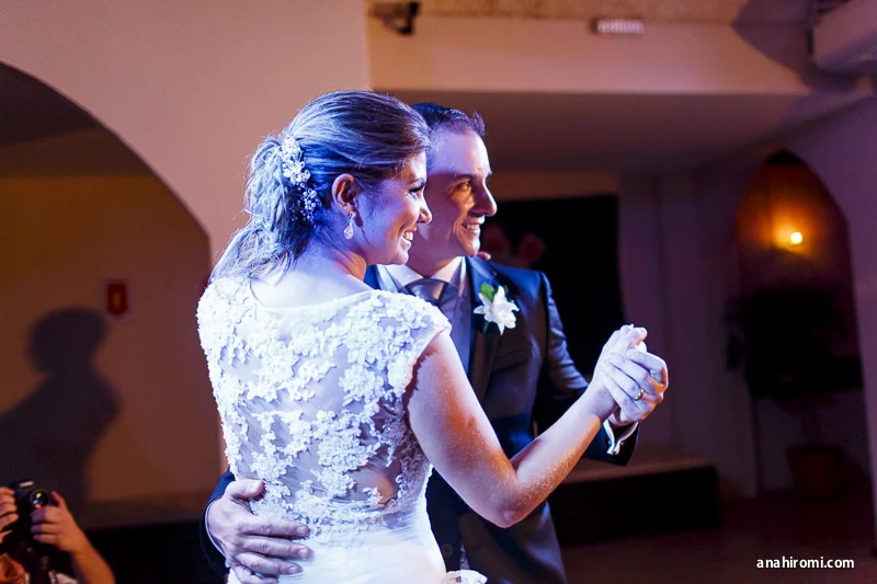 AnaHiromi_Casamento_Villa-Bisutti_LiliRic_096.jpg