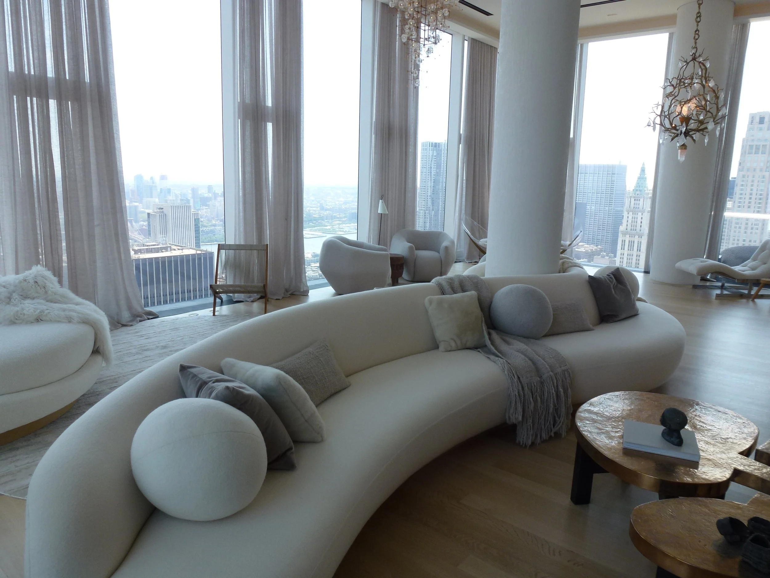 irina and bonnie 182.JPG