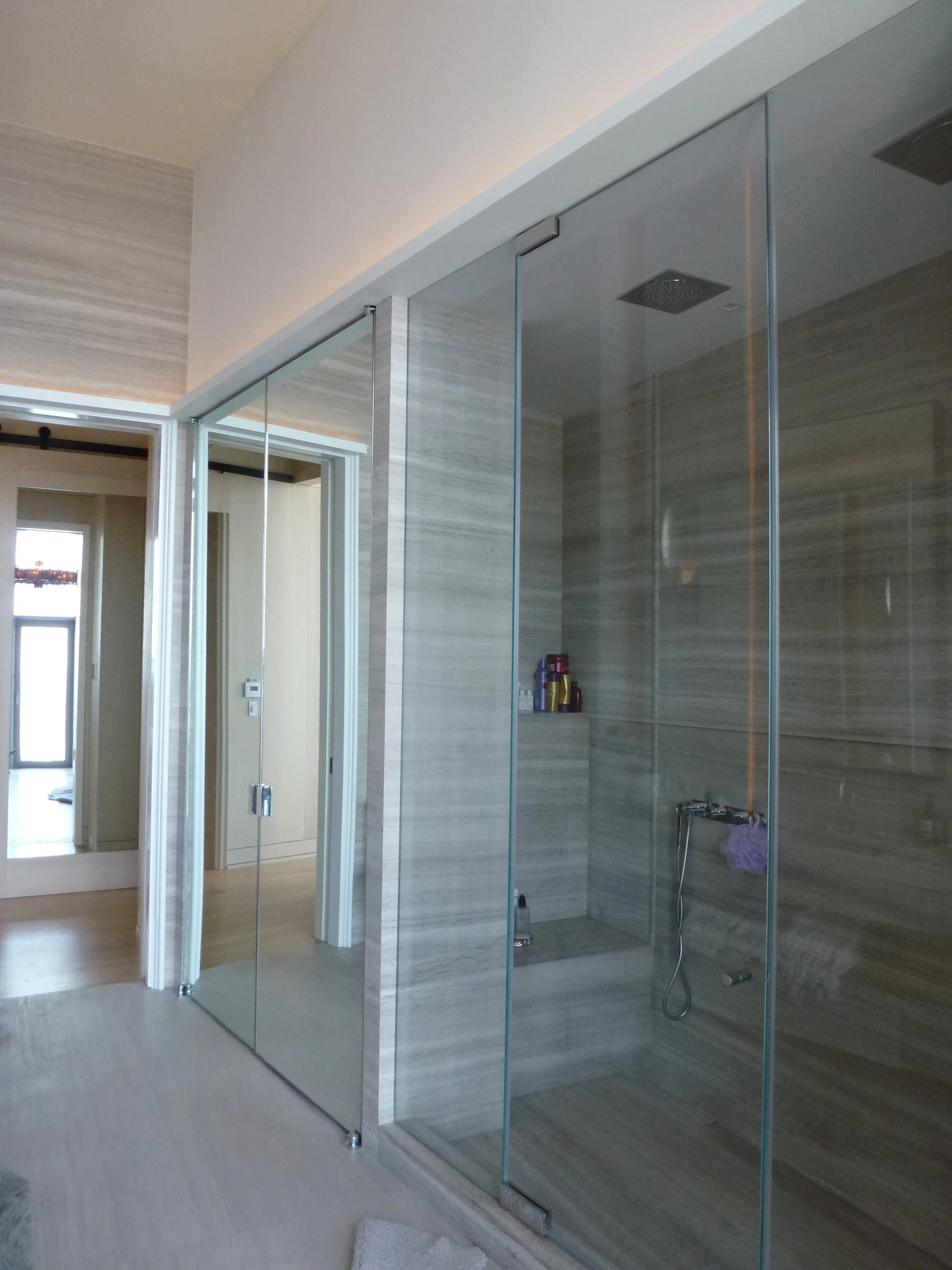 irina and bonnie 074.JPG