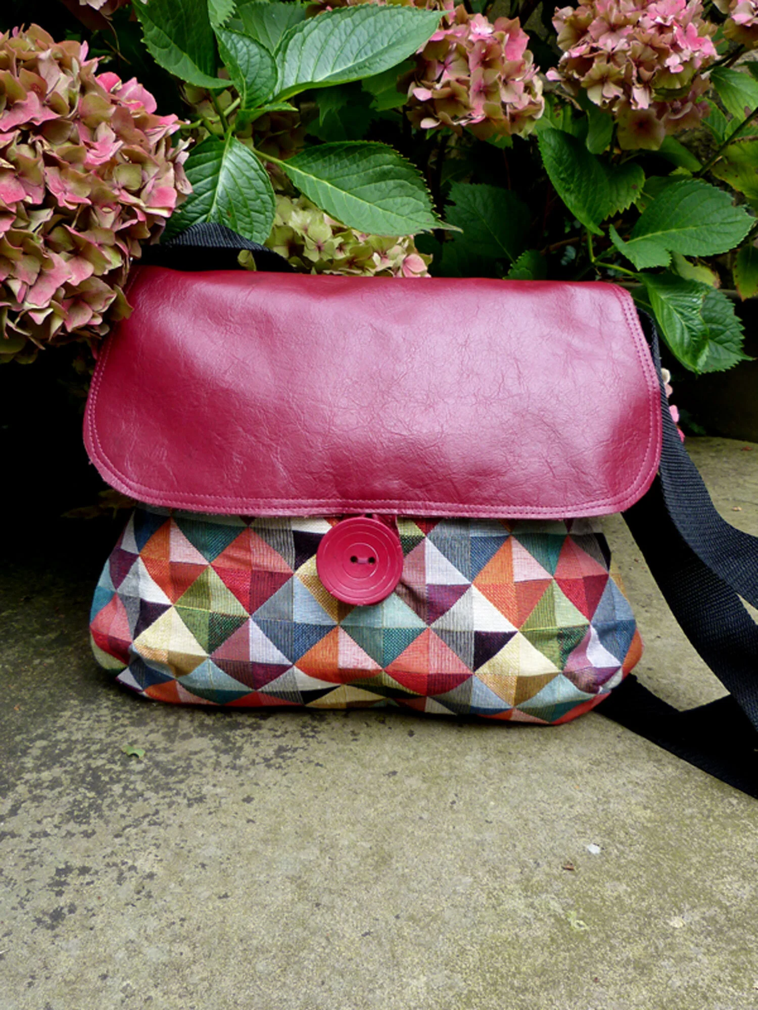 multicolored-shoulder-bag.jpg