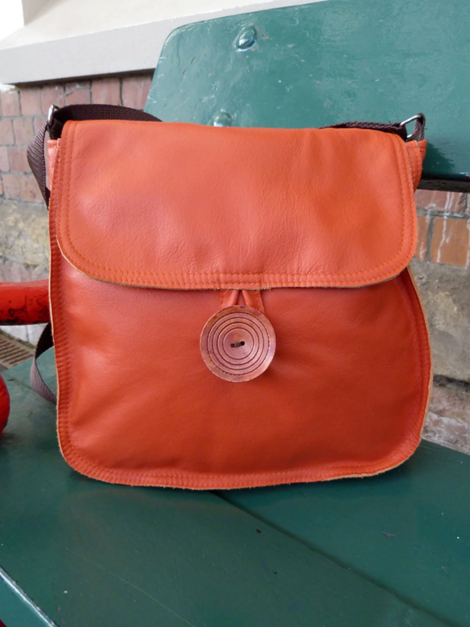 med-orange-rec-bag.jpg