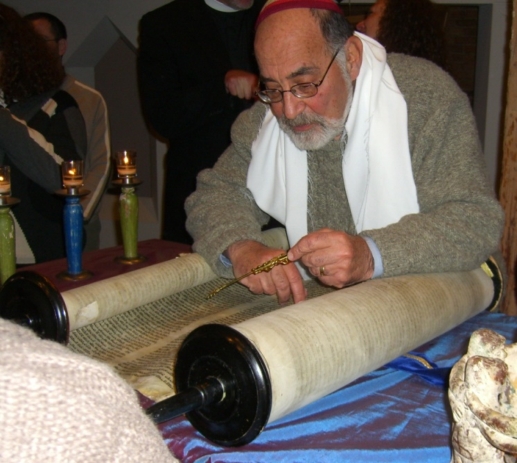 Podivin Torah.png