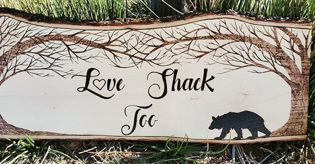 Just got this #customsign to it's new home.  Loved burning something bigger...22&quot; x 11&quot;. #burnedbyhand #customwoodsign #burnedart #pyrography #woodburning #customsignsforsale
#willowswitchdesigns