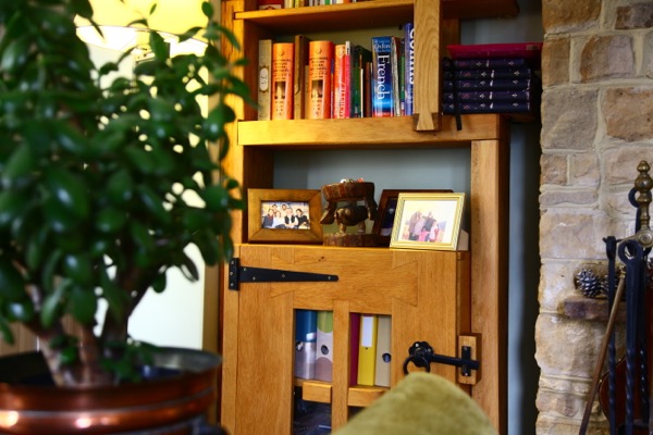 Farmhouse Alcove Bookcase