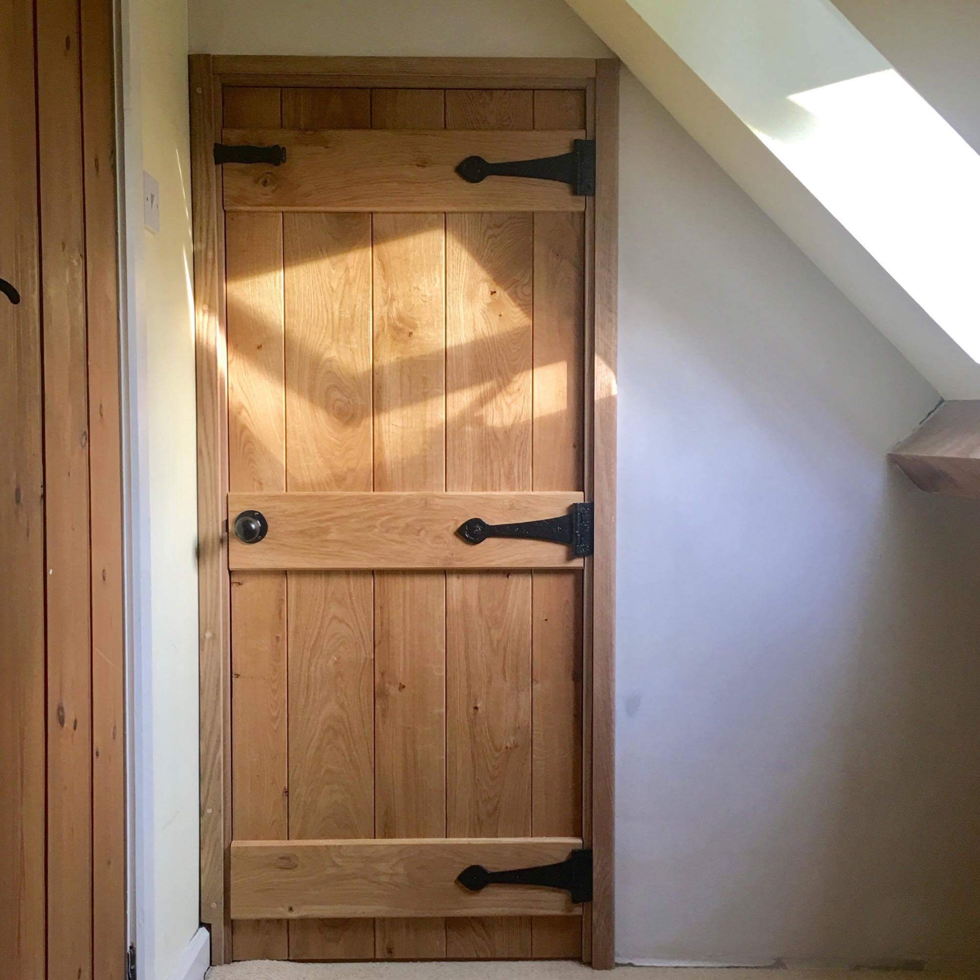 Oak Traditional Wooden Farm Door