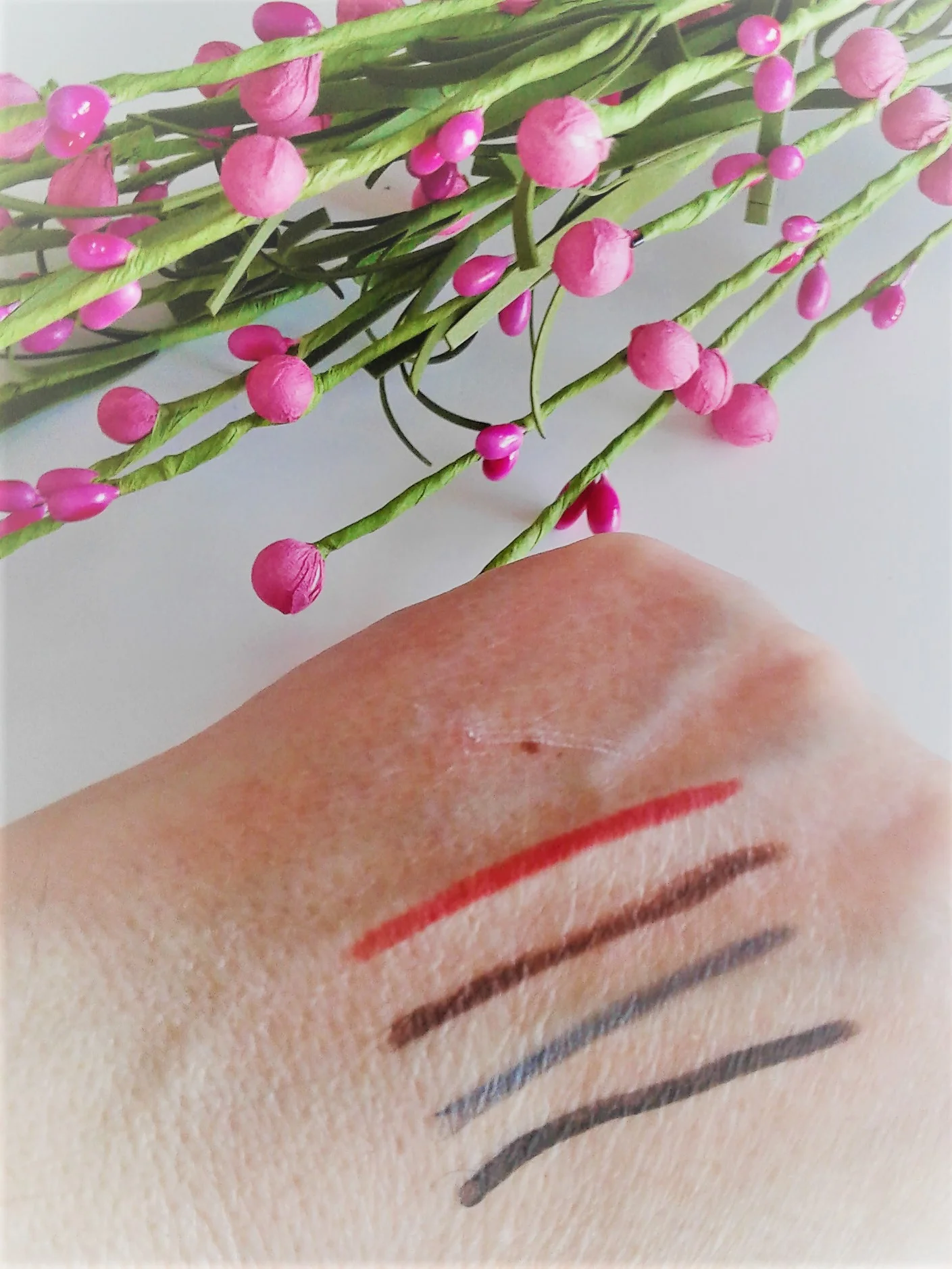 Clarins 3 crayon.jpg