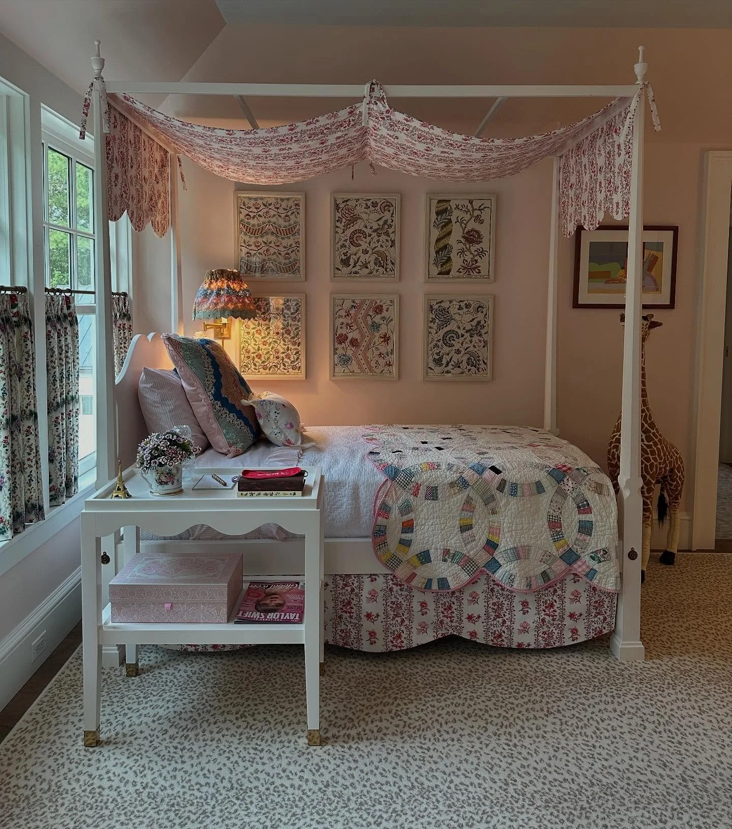 Another beautiful capture from the Southern Living Idea house.  Such a sweet little girls room.  All of the layers and colors are incredible on our classic white pencil post! 🤍 #ReidClassics #7000postdesign #southernlivingideahouse2025
