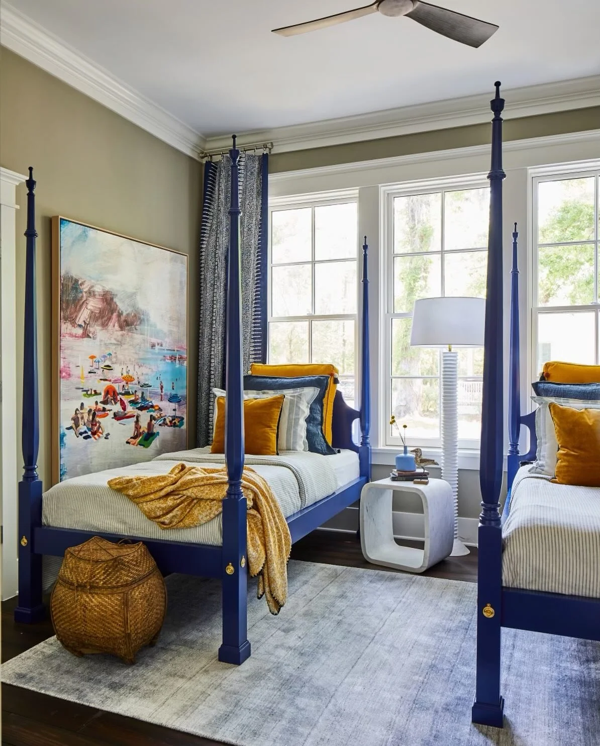 Don&rsquo;t be blue because you missed our only sale of the year&hellip;. Now through midnight.  Continuing our 10% off commissions!  #cybermonday 💙 #reidclassics #9000poststyle