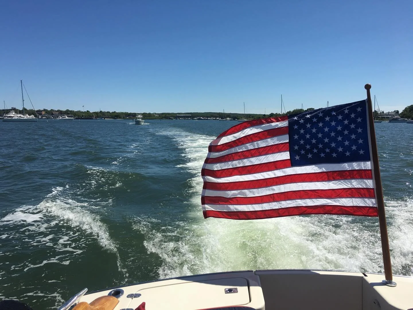 2016 was a brilliant year! 
1. Sag Harbor 
2. Blowout on the Long Island Expressway. 😬 rental&hellip;
3. View from Empire State building.
4. Famous Plantation installation in Lamont, Florida. 😉 
5. I used to make amazing tree swings. 🤎 
6. Another