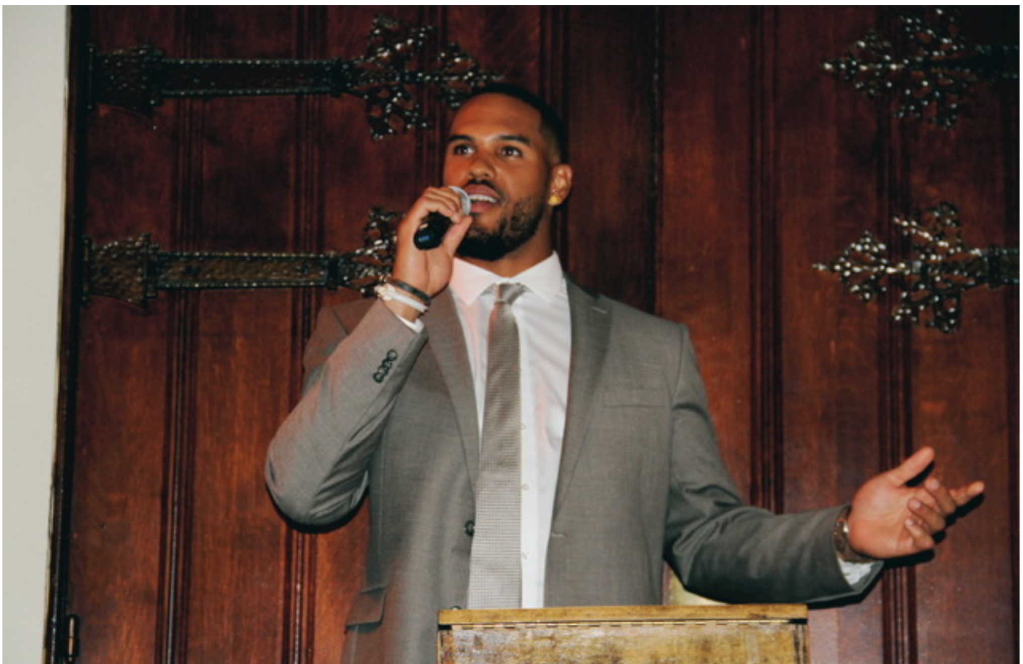 Anthony Barr at Wine Tasting Fundraiser