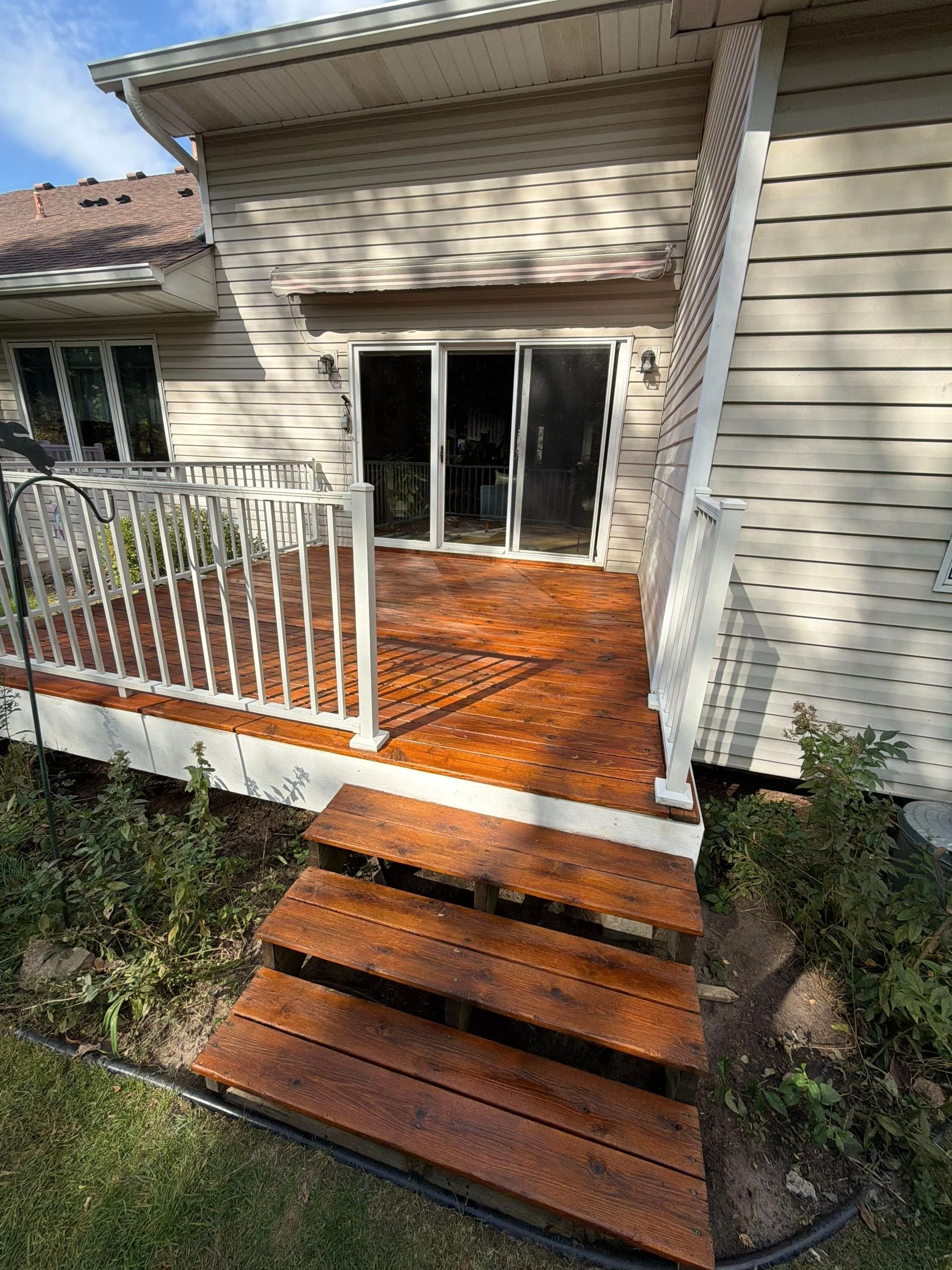 Oil-Based Semi-Transparent Stain