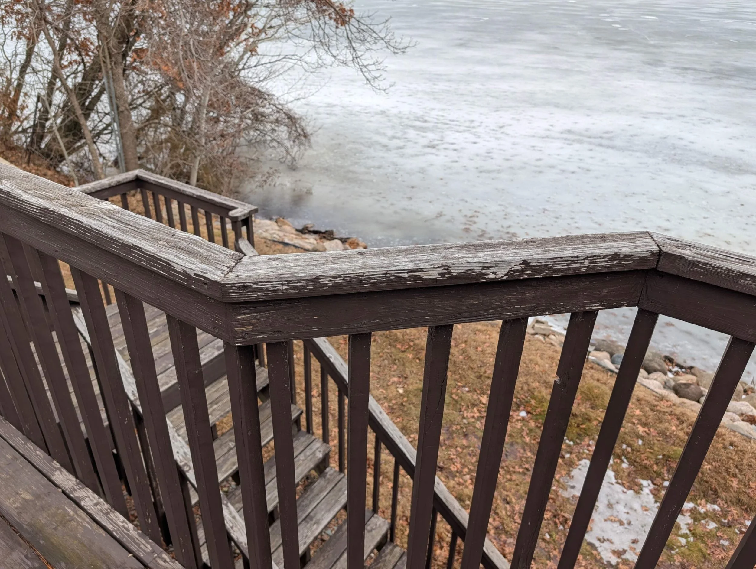 Deck railing before refinishing Minnesota