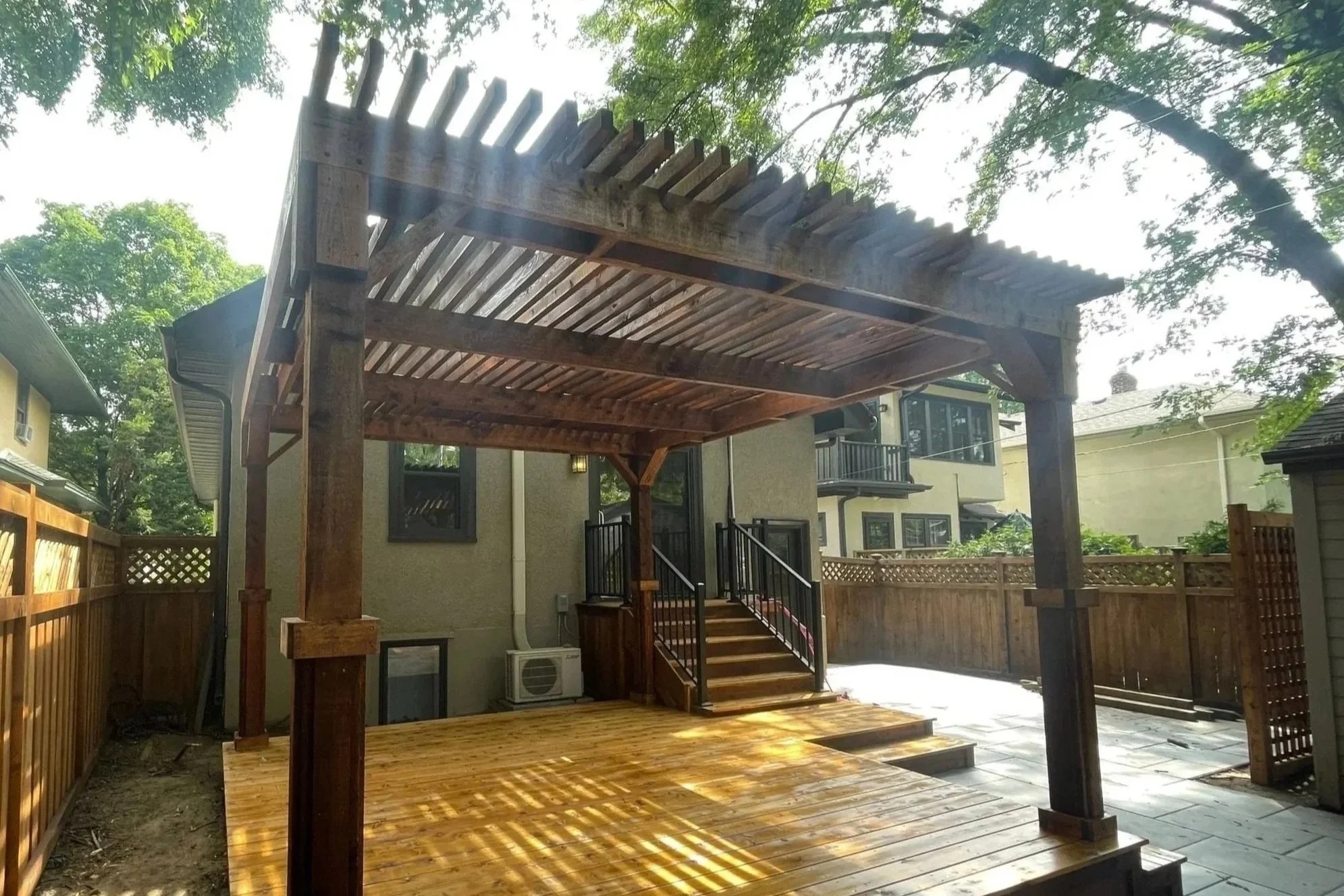 Pergola & Playset Refinishing Minneapolis-Saint Paul