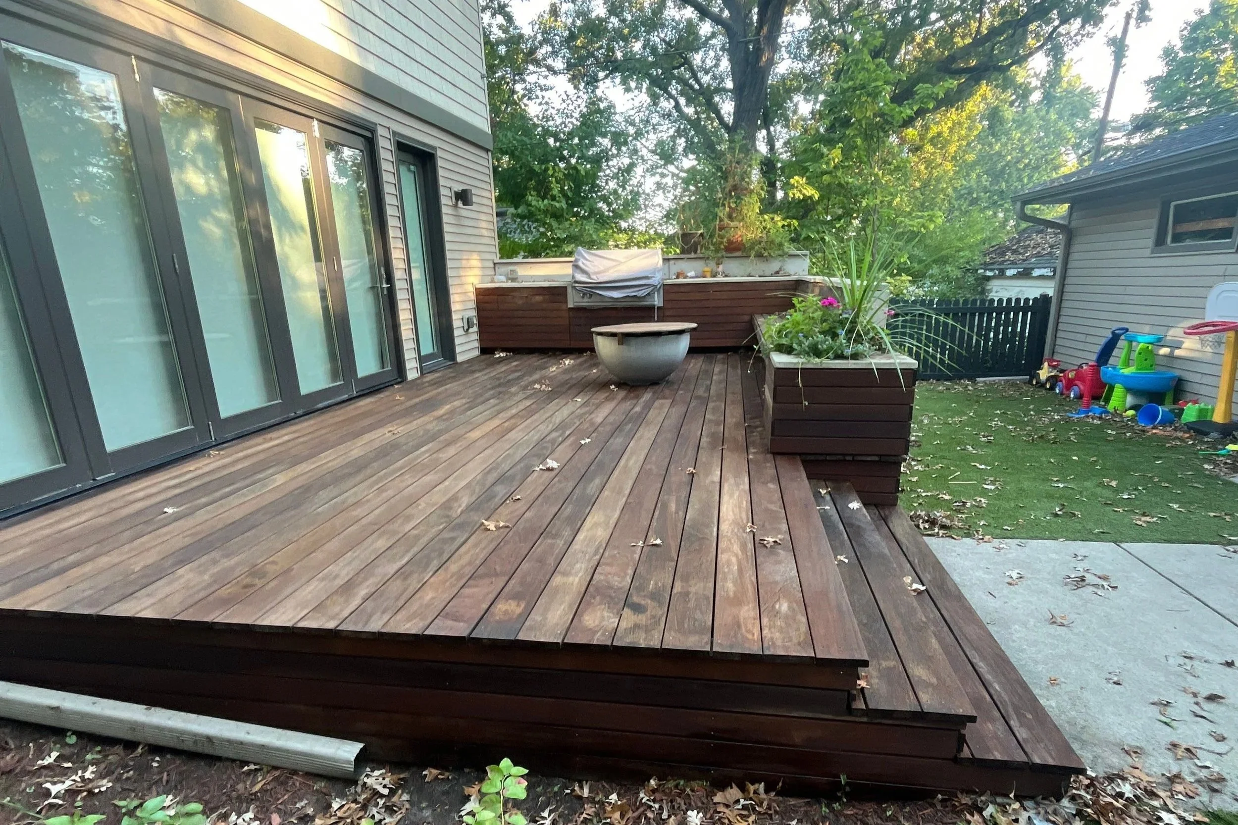 deck refinishing in North Oaks Minnesota