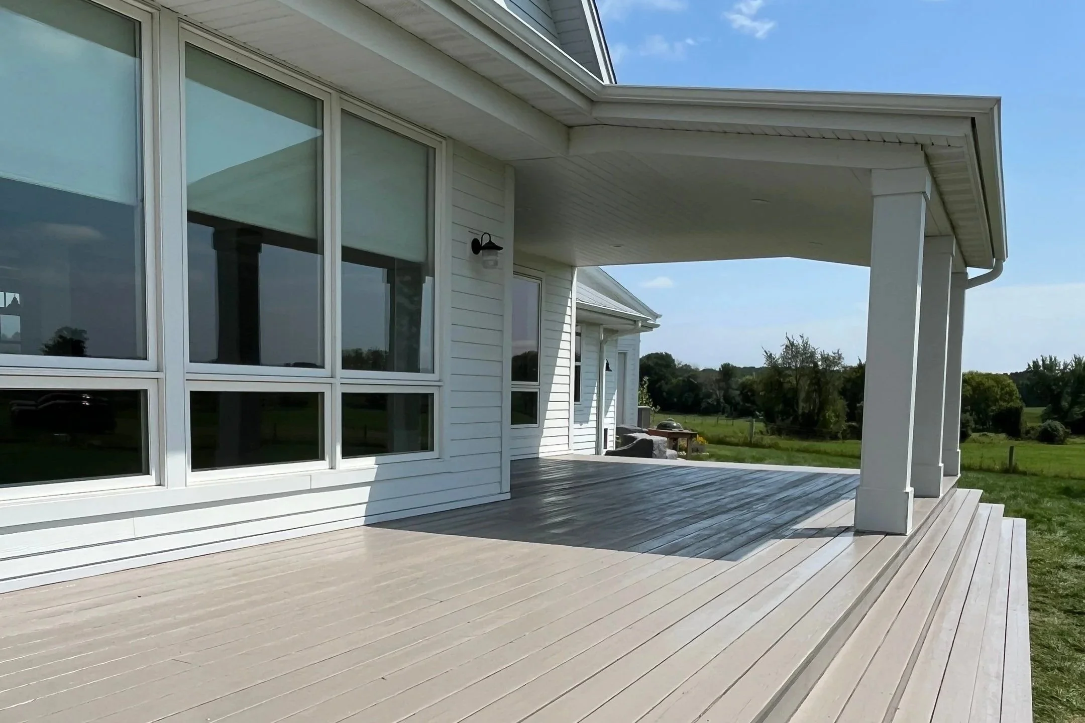 Deck refinishing in Minnetonka Minnesota