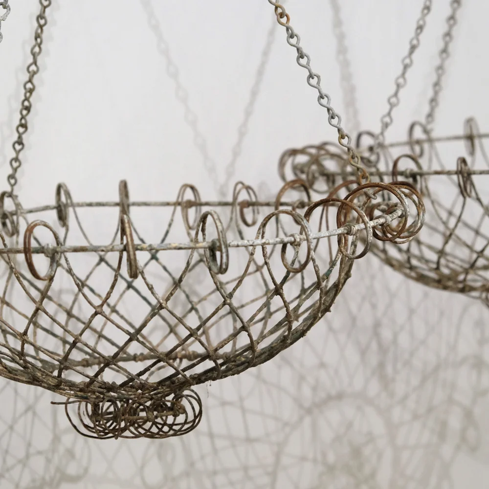 wirework-hanging-baskets-2.jpg
