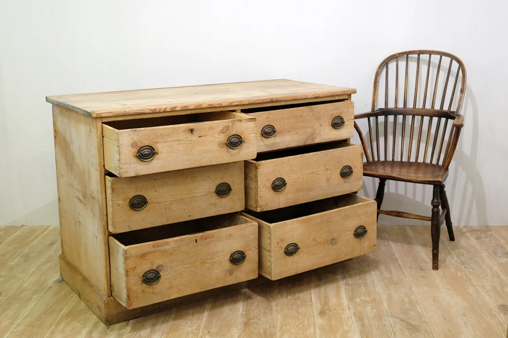 antique-pine-dresser-base-4.jpg