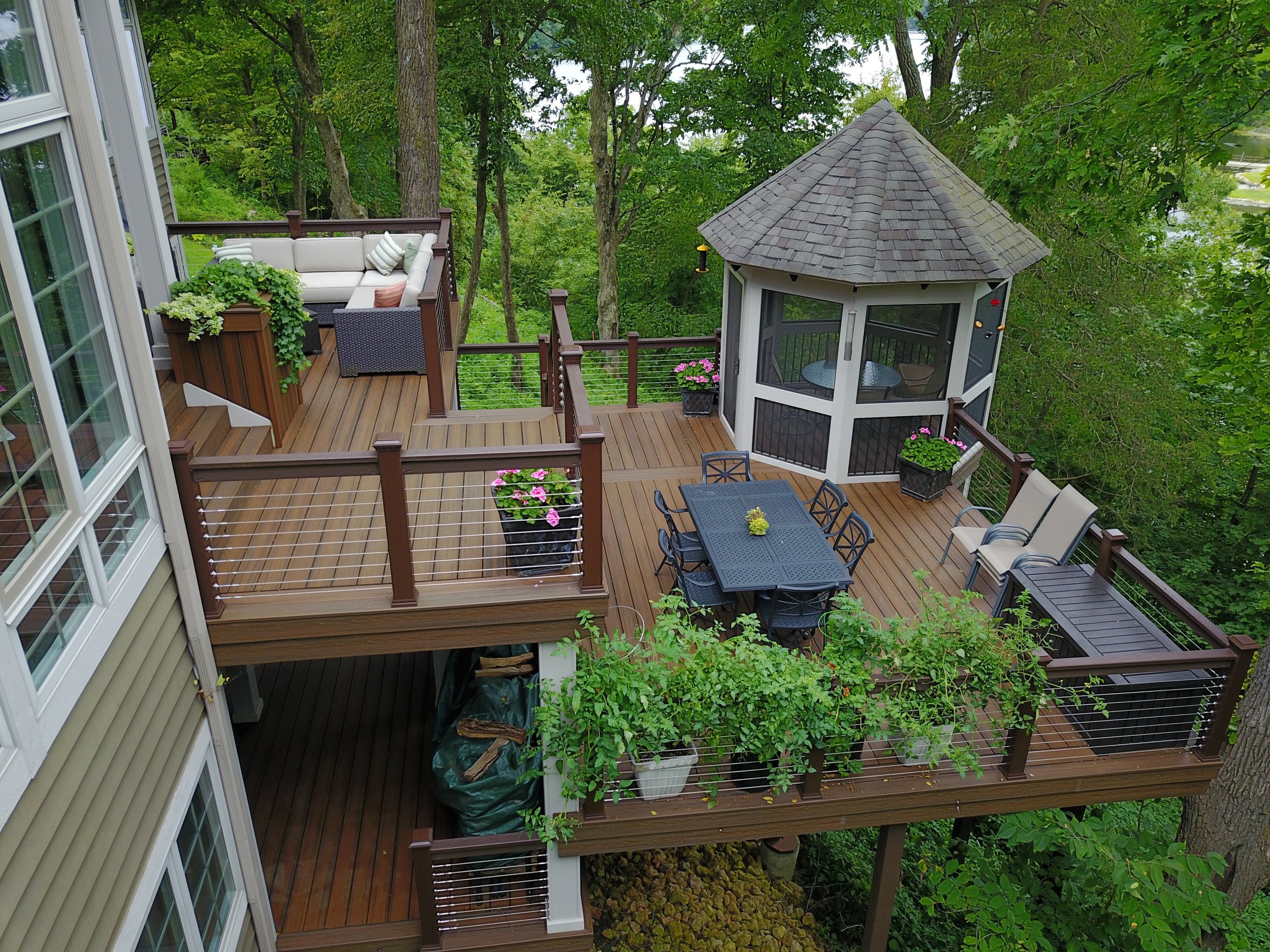 MultiTier Trex Deck — Galena Hillside Homes