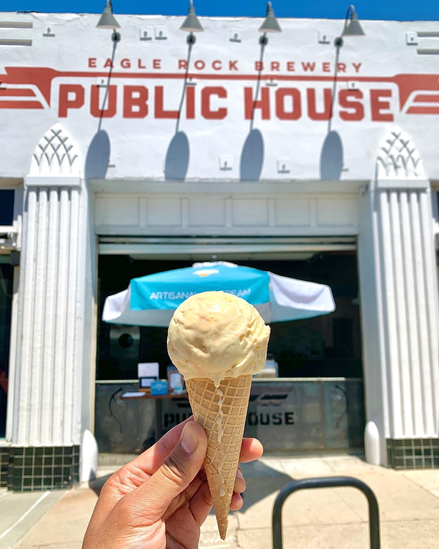 Pop-Up this Friday and Saturday 6-9PM @erbpublichouse. Beer, wine, ice cream, bites, and outdoor socially-distanced seating 😋☀️