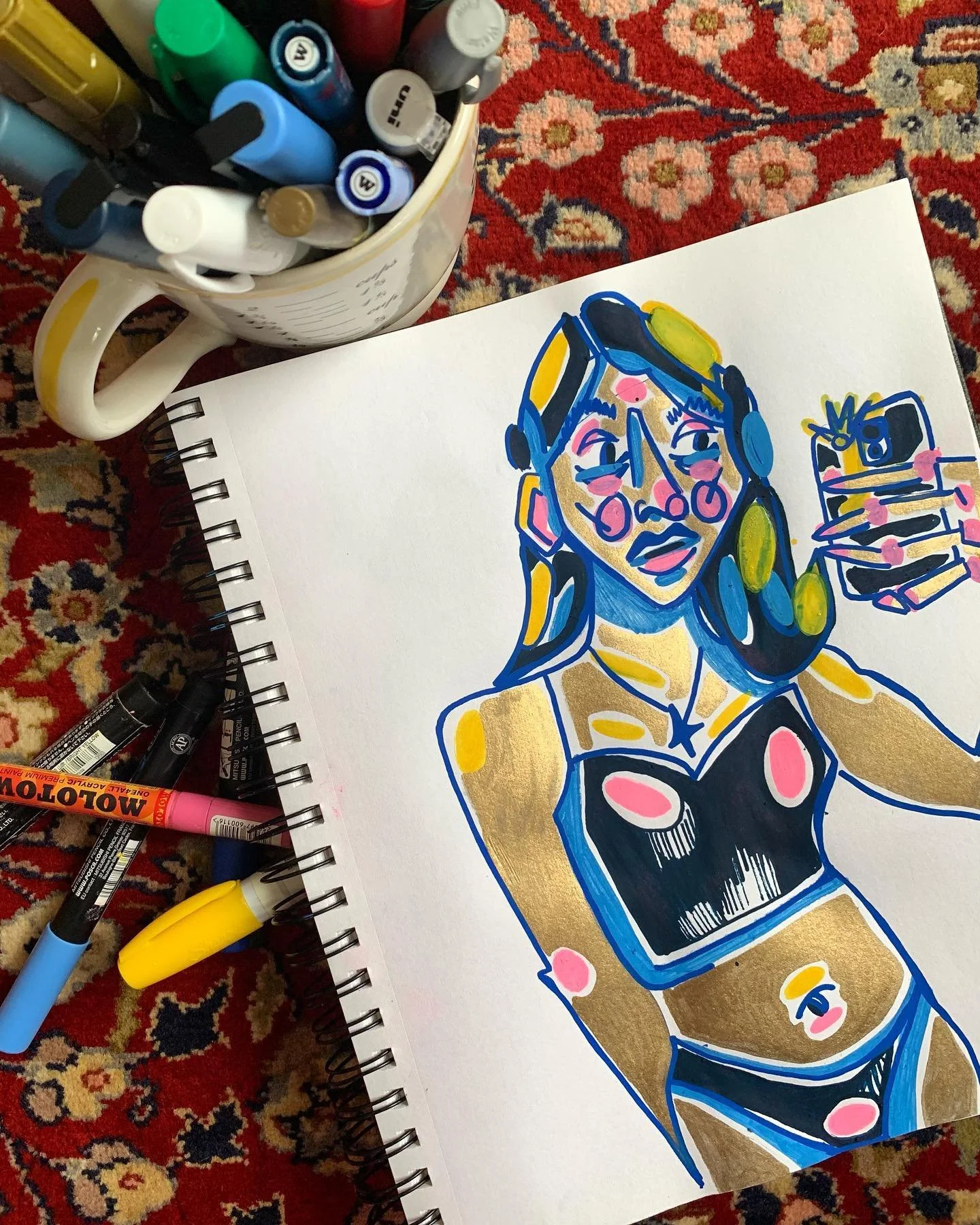 I don&rsquo;t normally post sketches but look at this lil liquid gold sketch of @torraine !
💘🌞🌈💎💐

.
.
.
.
.
#graffiti #streetart #tag #denver #slimekid #caphilldenver #comic #drawing #illustration #art #graphicdesign #design #paintings #journal