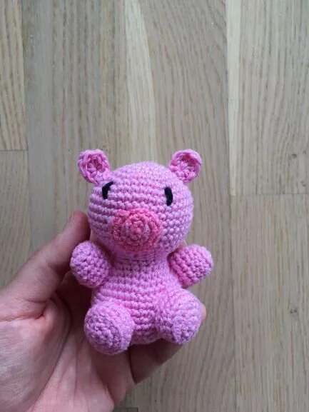 Mini Schweinchen Sissy - eine Häkelanleitung