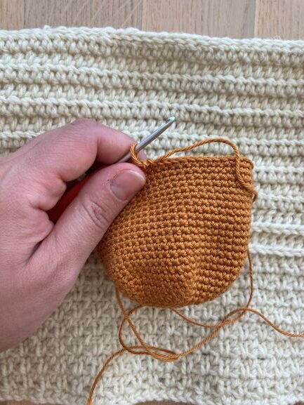 Handstand und Häkeln