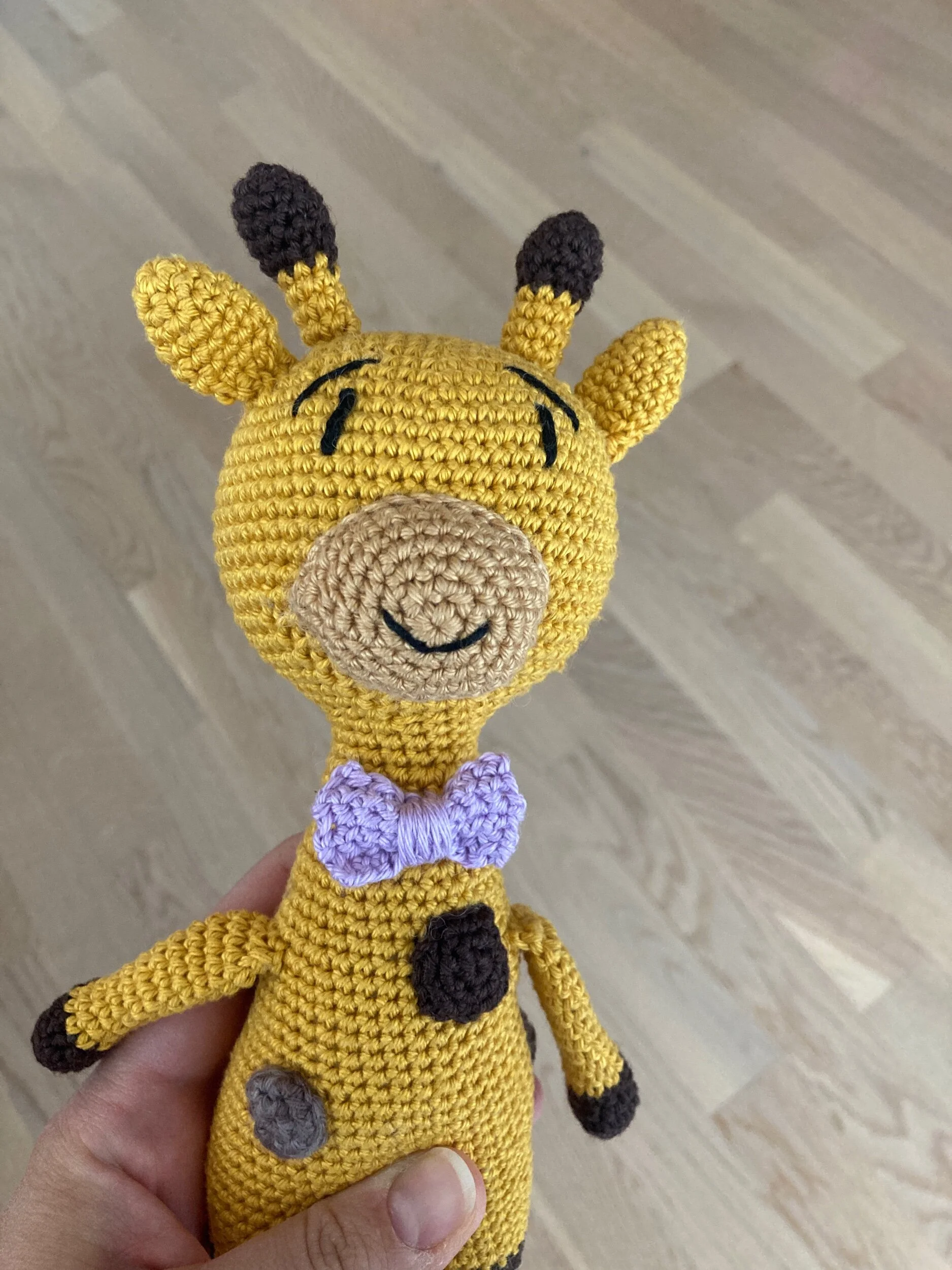 Gert die Giraffe - eine Häkelanleitung