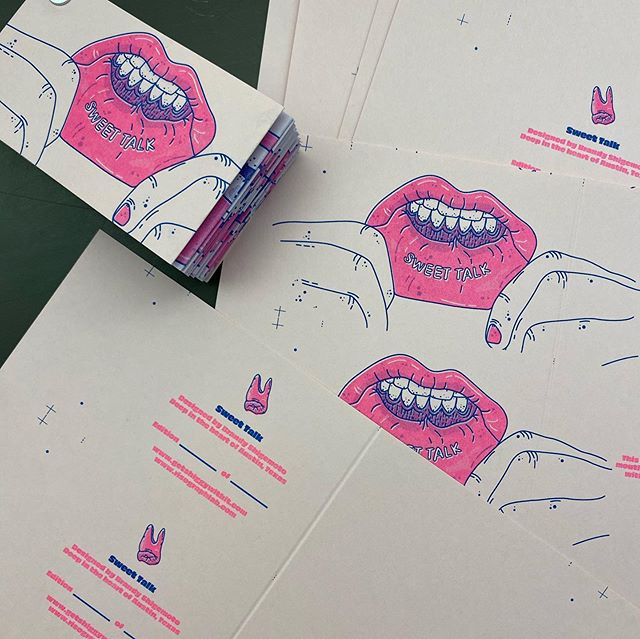 So excited to be releasing a bunch of new publications at @vancouverartbookfair this week!!
.
.
#riso #risograph #vancouverartbookfair2019 #publication #comics #mouth #socialists #gerrymandering #queer #psychogeography #democraticsocialist #design #g