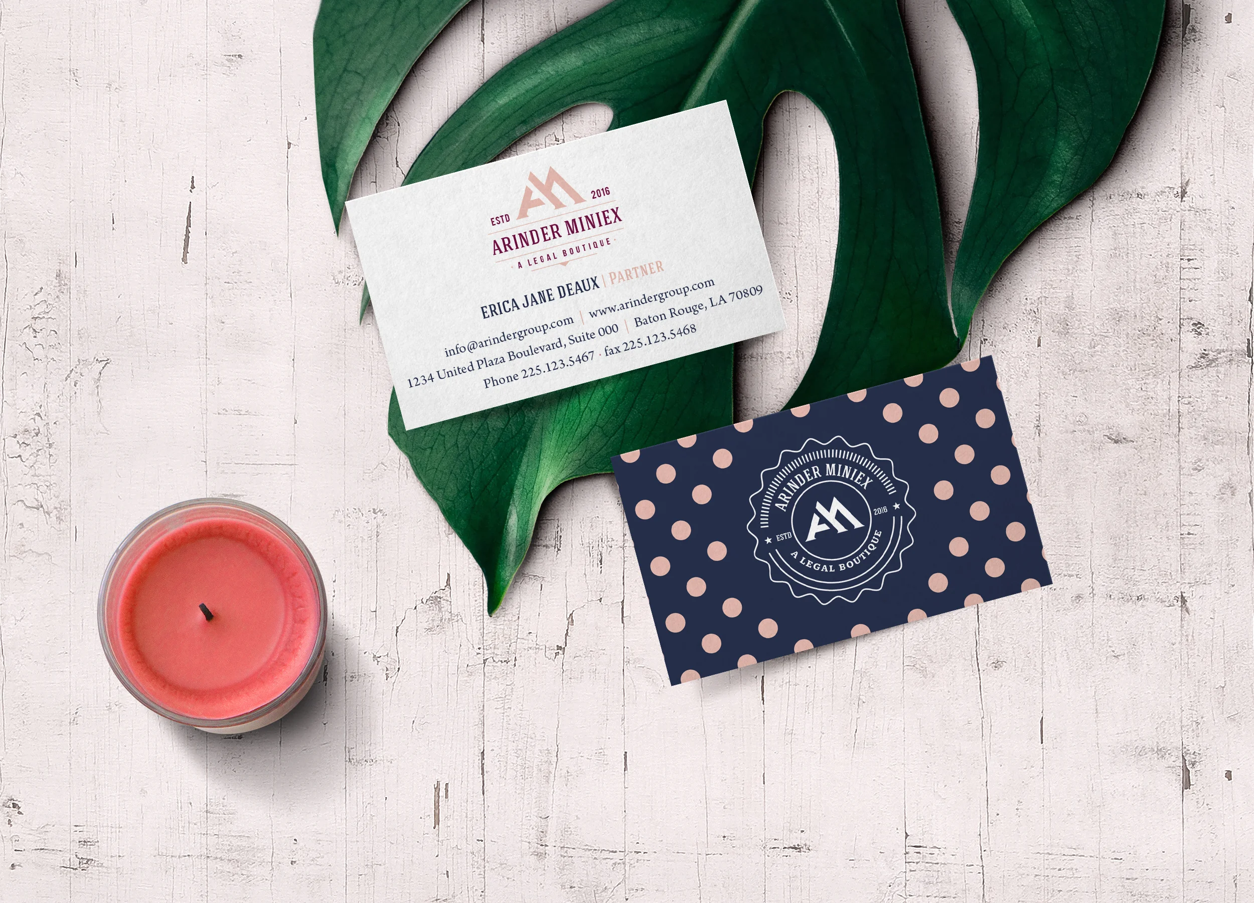 Arinder_Miniex_Feminine-Business-Card-Mockup.jpg