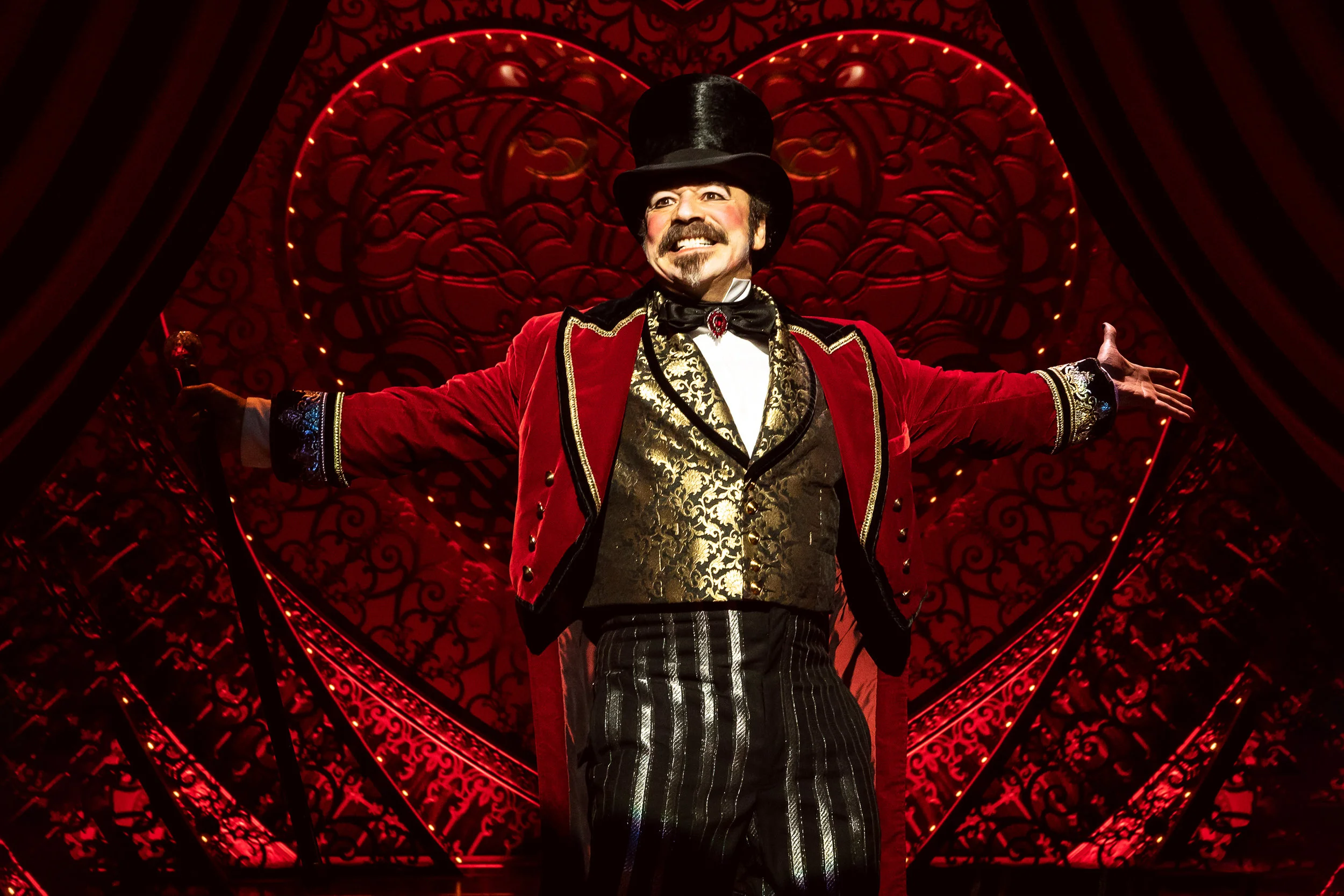 Danny Burstein as Harold Zidler. Photo Credit: Matthew Murphy.