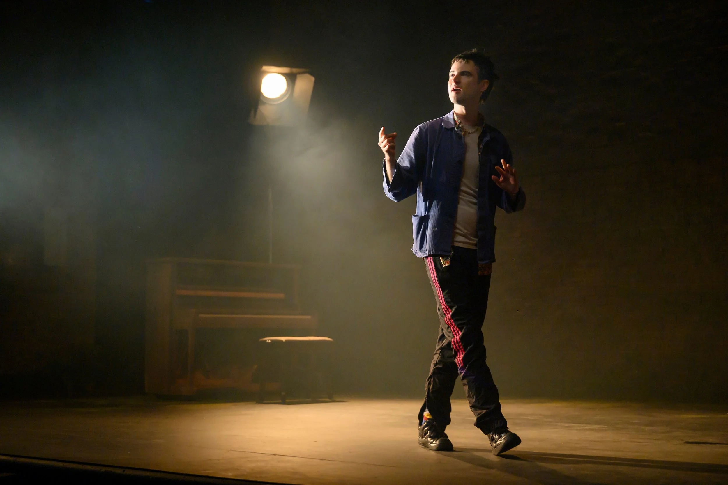 Tom Sturridge in “Sea Wall”. Photo Credit: Hubert Smith