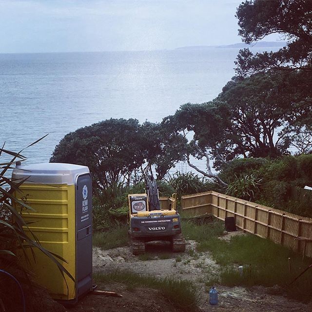 Loo with a view!! #constructionsite #portaloo #nicercleanerloo #freshflush