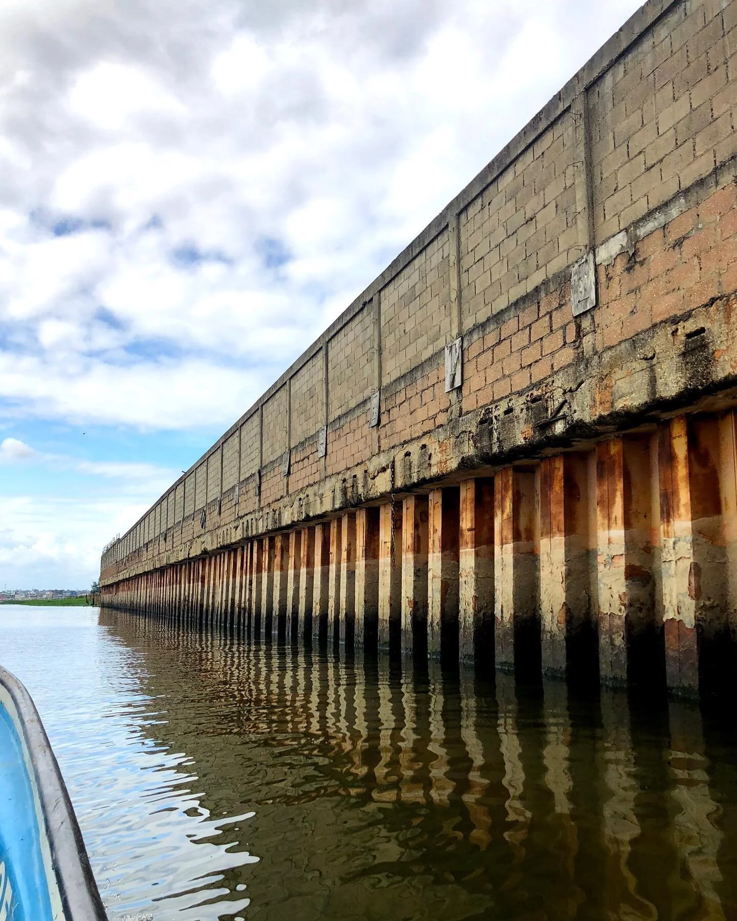 Flashbacks to Mexico. An old port in Mina. 2018 |
|
|
|
_______________________
#mexico #water #port #puerto #onthewater  #reflection #architecture #veracruz #veracruzmexico #minatitlan #worldwaterday