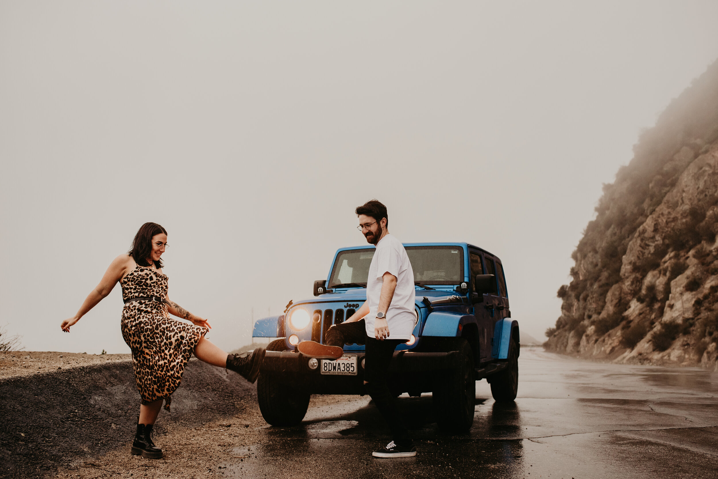 Los Angeles Mountain Engagement Session | Angeles National Forest Engagement Photos | California Wedding Photographer | Engagement Session with Jeep | Los Angeles Wedding Photographer