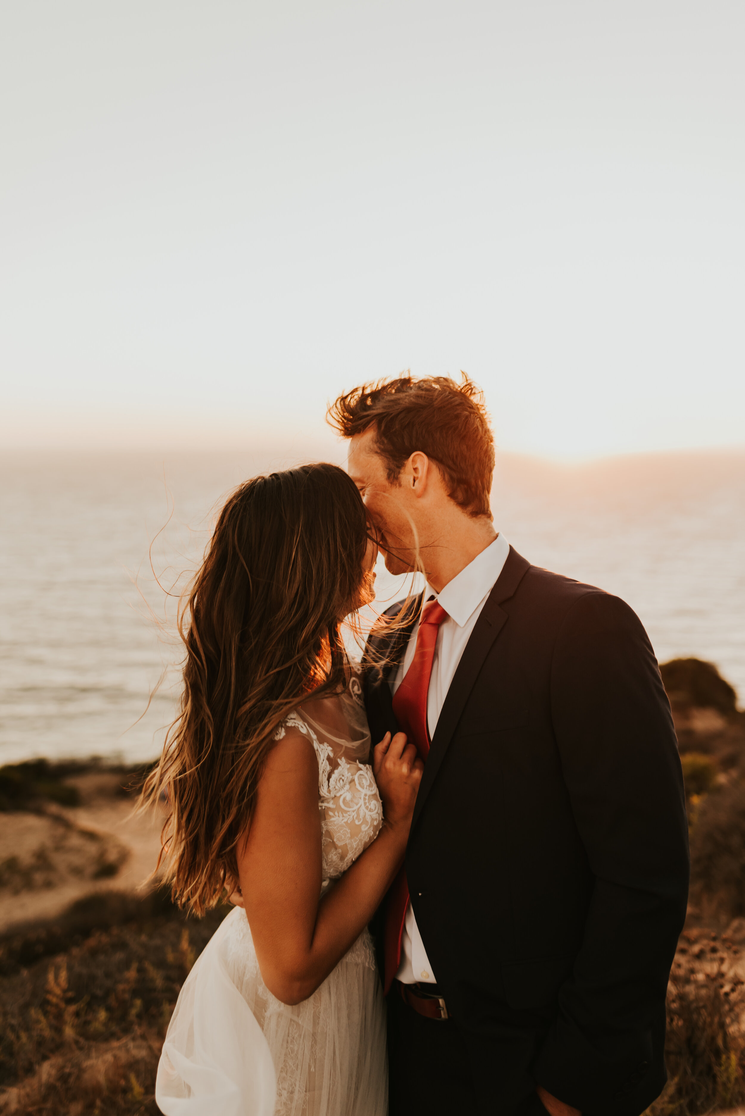 Point Dume Elopement | Malibu Elopement Photographer | California Elopement Photographer | Cliffside Elopement | Places to Elope in SoCal #elopement 